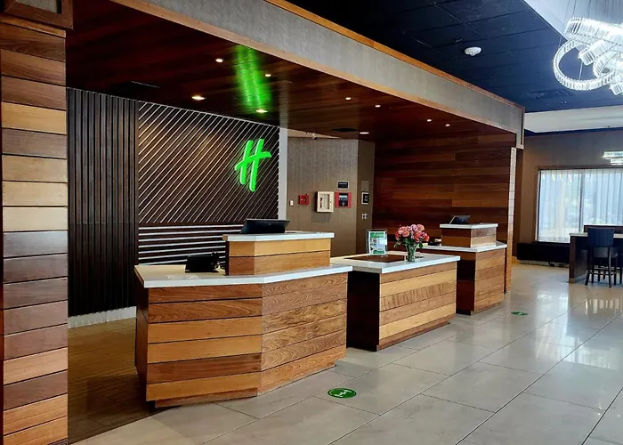 Cheap hotels Holiday Inn Brookfield - Milwaukee By Ihg